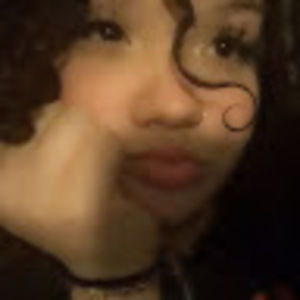 Meet your Posher, Eva